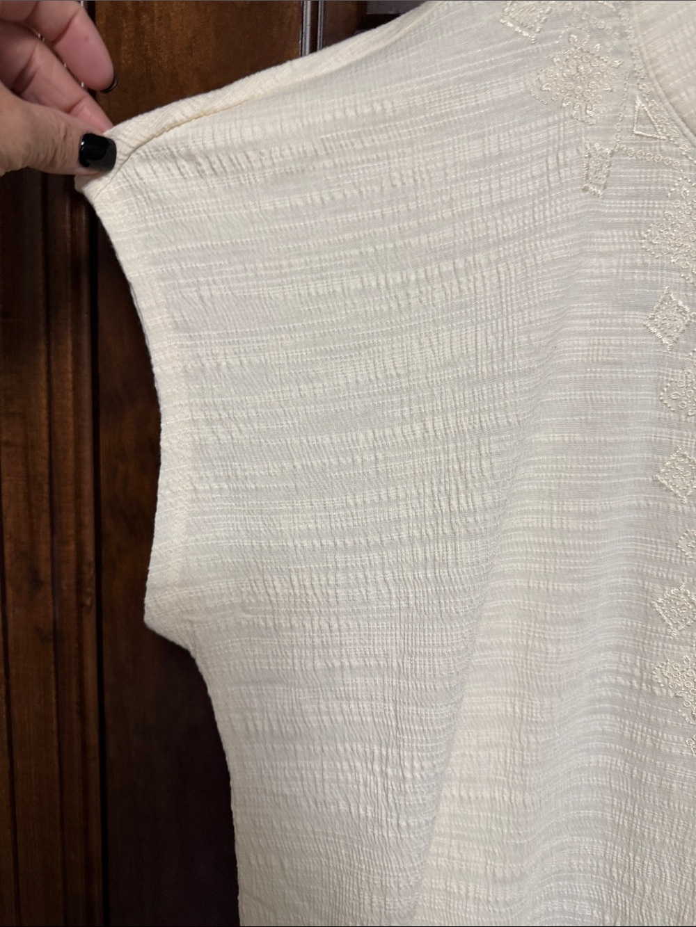 Orvis Cream Split-Neck Embroidered Short-Sleeve Top - Picture 3 of 7